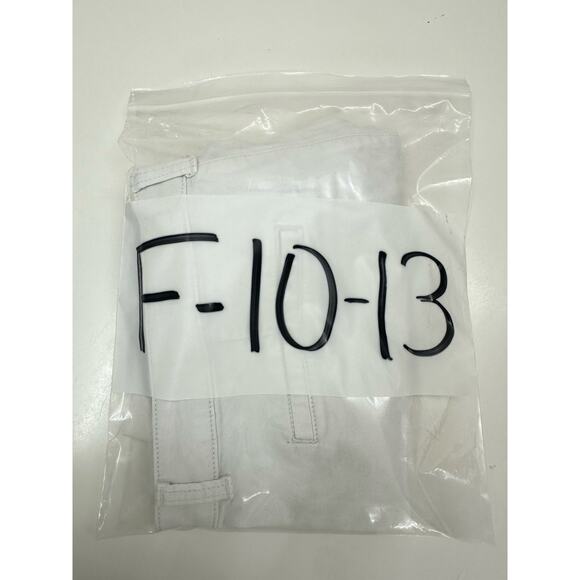 SO Womens Juniors Shorts Size 17 White Chino Favorite Low Rise Midi - Picture 10 of 10